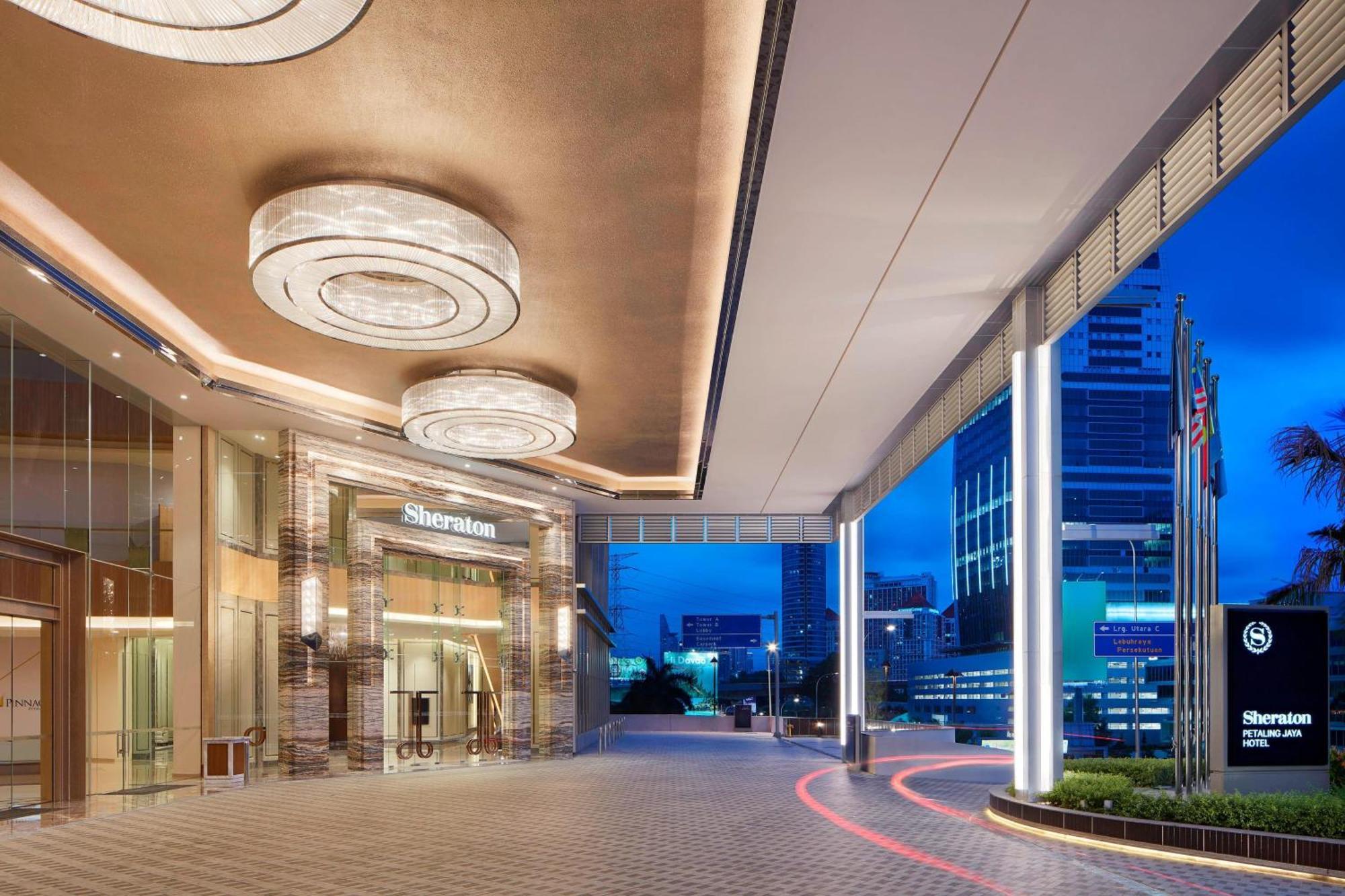 Sheraton Hotel 5*